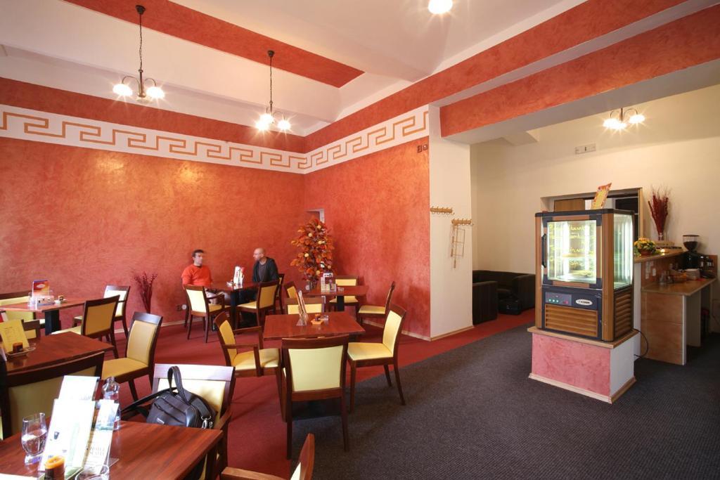 Hotel Slavia Tábor Extérieur photo